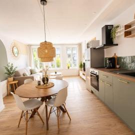 Bloom - Appartement cosy au cœur de Desvres, Hotel in Desvres