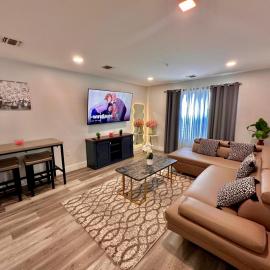 The Cozy Suite - 1BR with Free Parking, хотел в Патерсън