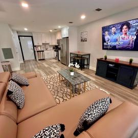 The Cozy Suite - 1BR with Free Parking