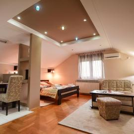 D apartmani, hotel in Sremska Kamenica