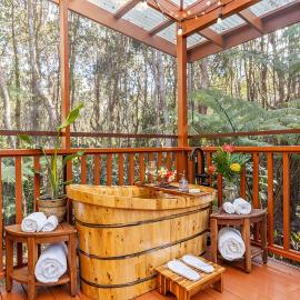 Liko Lehua Cottage-Furo Hot Tub on Deck-Fireplace