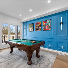 Dove Manor Spacious 9 Beds 3 Full Baths Near Pickering Centre, hotel u gradu 'Pickering'