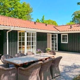 8 person holiday home in Væggerløse-By Traum, hotel in Marielyst