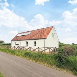 Cosy holiday home near Limfjorden，Sønder Dråby的飯店