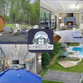 Bluewood Escape at Pocono Farms Sauna Hot Tub، فندق في Tobyhanna