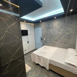 Affordable Premium Suite Starlink Smart TV, hotel in Santo Antônio do Descoberto
