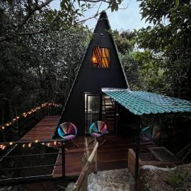 Glamping de April San roque Antioquia, hotel a San Roque
