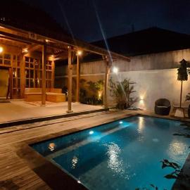 Nara Housee', hotel v destinaci Darmasaba