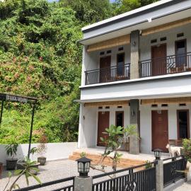 Naomi Homestay