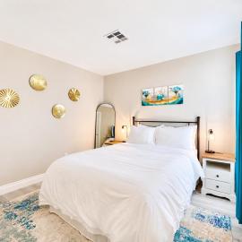 No Added Fees! Craig Ranch HomeShare Retreat, hotel in Las Vegas