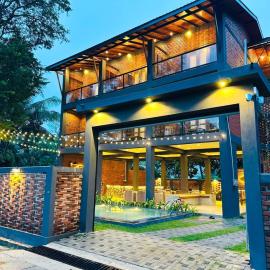 Airport Hotel Transit 98, hotel i Katunayake