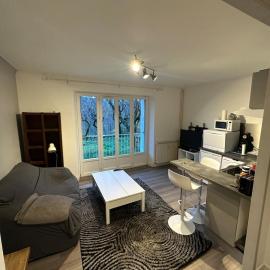Super appartement avec balcon