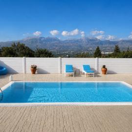 Villa Veggera - private swimming pool, hotel a Pómbia