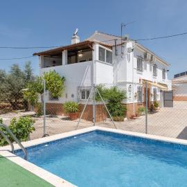 La Esperanza Rural Tourist, hotel u gradu 'Cabra'