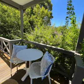 Tranquil Garden Cottage Retreat - Gooseberry Hill
