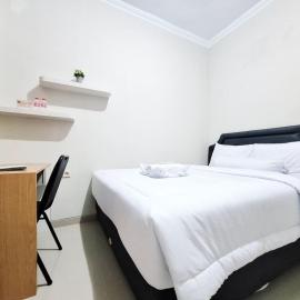 Nisrina Syariah Homestay & Kost Putri Kaliurang RedPartner, hotel em Ngaglik
