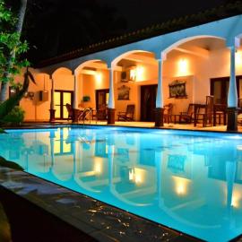 Lucas Hotel, ξενοδοχείο σε Kosgoda