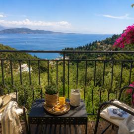 "Aristidis Stone House"