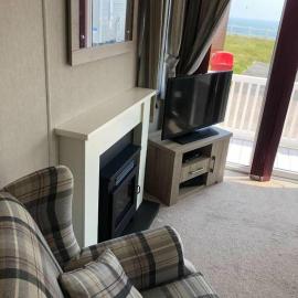 Hopton Holiday Village - Seaview Caravan
