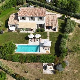 Bastide la Melonnerie, отель в Лакосте