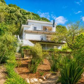 Beachlovers Onetangi - Stay Waiheke