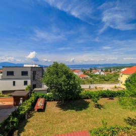 Apartments Valdina