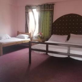 Dream world hotel and restaurant, hotel din Rājwāl