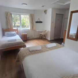Snowdonia Mountain Lodge, hotel i Bethesda