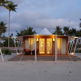 Marahai Villa Morotai, hotel v destinaci Dehegila