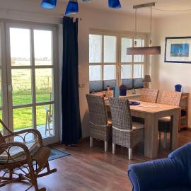 Ferienwohnung Schwalbennest โรงแรมในZudar
