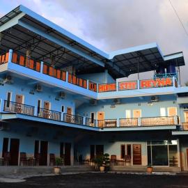 Homestay Reyna, hotel i Ende Airport