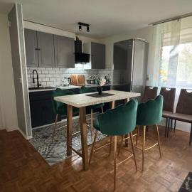 Spacious 3-room apartment with balcony, hotel a Mönchengladbach