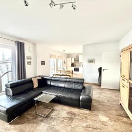 Ferienwohnung Achterbrise mit Kamin, hotel in Zinnowitz