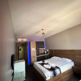 Zurich Apart, hotel u gradu Esenjurt