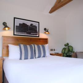 The Chequers at Burcot, hotel Oxfordban