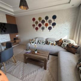 Luxury Appartement Style Côte dIvoire Hyper Centre Agadir Balcon WiFi Mer à 7 Min