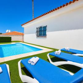 CHALET 83 con PISCINA PRIVADA, hotel a Callao Salvaje