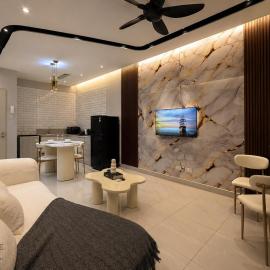 Apartment in Seri Kembangan - Near MRT, Pool & Free Parking