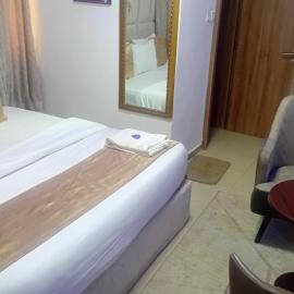 D'Mayor Suites, Gwarinpa – hotel w mieście Gwarinpa