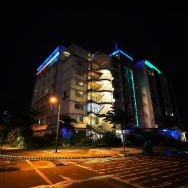 Paseo Premiere Hotel, hotel a Santa Rosa