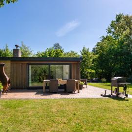 Bungalow De Hazelaar I 4 personen - Vakantiepark De Kremmer, hotel in Gasselte
