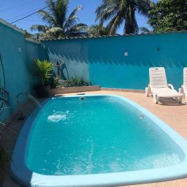 Quarto,cozinha,banheiro e área externa compartilhada