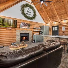 Pine Haven-Serene & Natural Cabin-7 mi to Downtown
