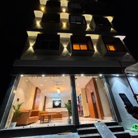 Hotel Manchester Royals LLP, hotel a Boria Kalān