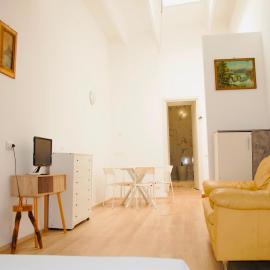 CR BnB Rozzano 2, hotel in Rozzano