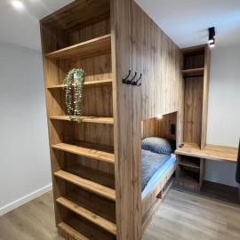 TheSnoozzze Boardinghouse Winsen - Monteur Apartments、ヴィンゼンのホテル