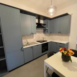 Moon Apartments B