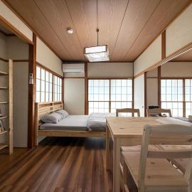 Local Yamagata Stay Apt for 4, hotel in Yamagata