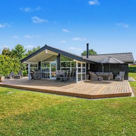 Holiday Home Frederikke - 875m from the sea by Interhome