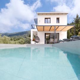 Villa Ilianthi、カラミツィのホテル